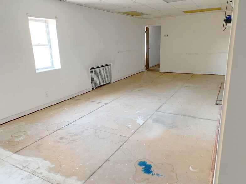 More Photos Of 42 River St, Sleepy Hollow Village Manufacturing For Sale