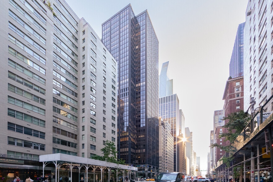 More Photos Of 1370 Avenue of the Americas, New York Office For Lease