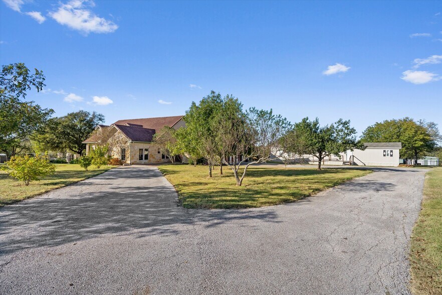 More Photos Of 1092 FM 3000, Elgin Specialty For Sale
