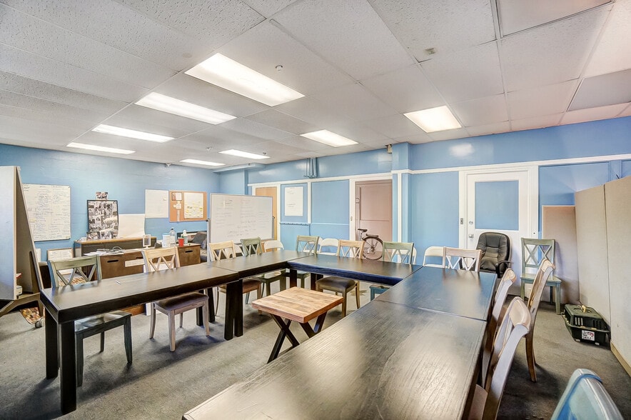 More Photos Of 150 E South College St, Yellow Springs Research And Development For Sale