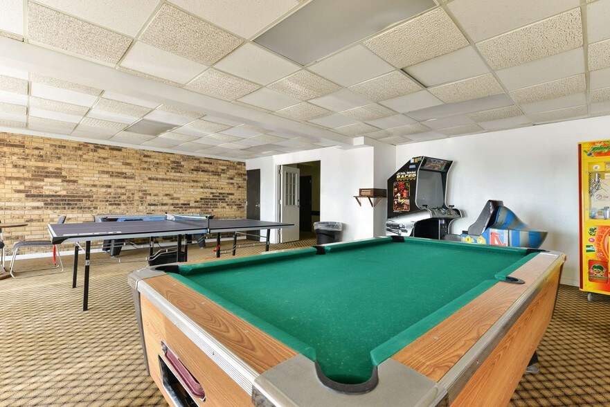 More Photos Of 910 Corn Products Rd, Corpus Christi Hotel For Sale