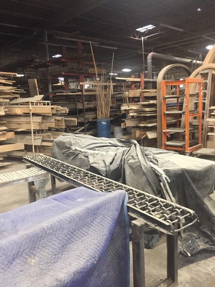 More Photos Of 1350 E Southcross Blvd, San Antonio Industrial For Sale