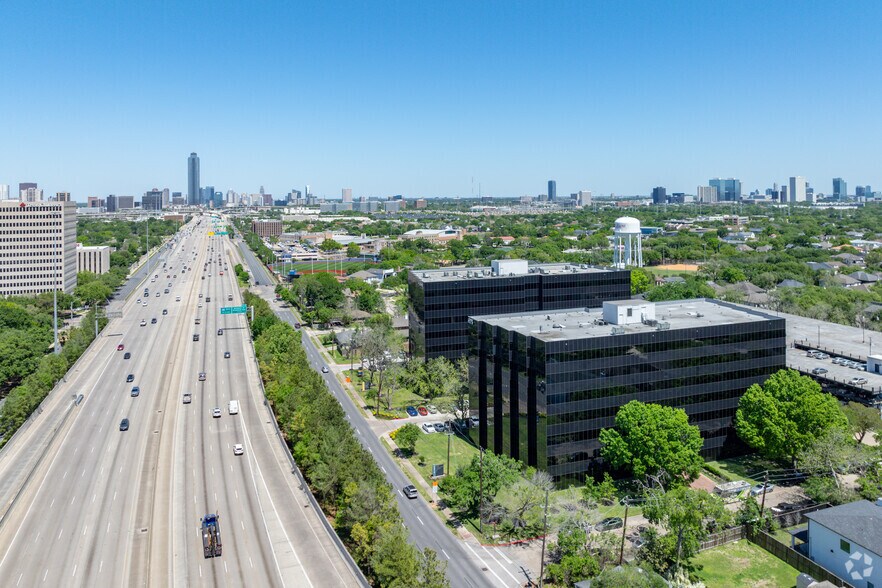 More Photos Of 6575 West Loop South, Bellaire Office For Lease
