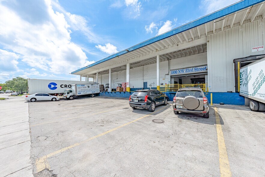 More Photos Of 1930 NW 23rd St, Miami Warehouse For Sale