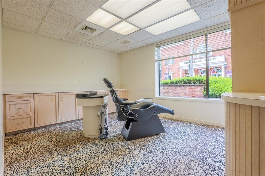 More Photos Of 8 Prospect St, Ridgefield Storefront Retail Office For Sale