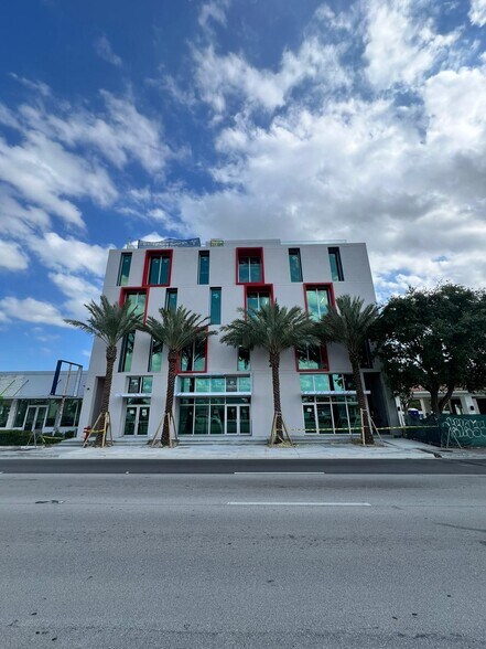 More Photos Of 8966 SW 40th St, Miami Medical For Sale