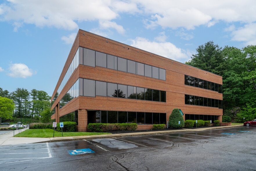 Primary Photo Of 330 Borthwick Ave, Portsmouth Medical For Sale