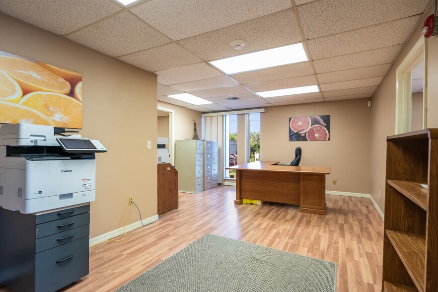 More Photos Of 2600 45th St, Vero Beach Food Processing For Sale