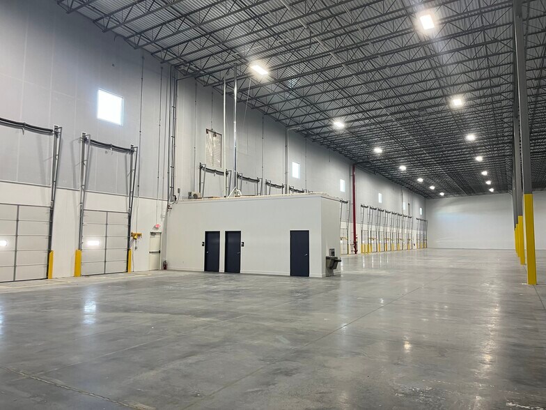 More Photos Of 201 Route 73 S, Palmyra Warehouse For Lease