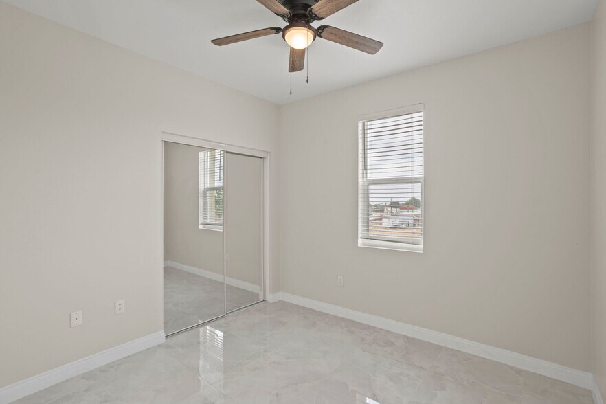 More Photos Of 8423 Tamarind Ave, Fontana Apartments For Sale
