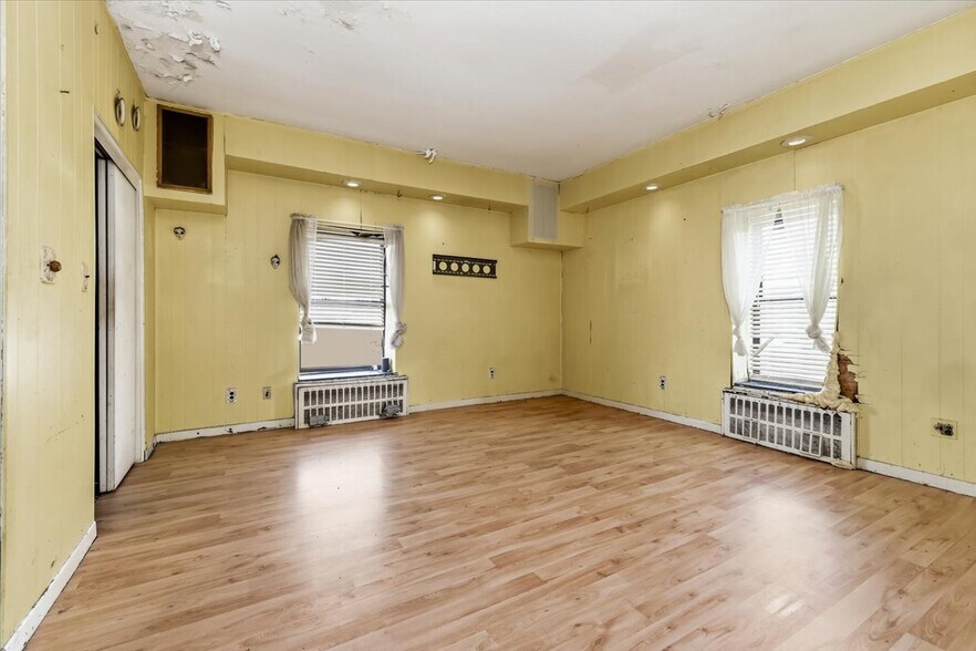 More Photos Of 200 W 139th St, New York Apartments For Sale