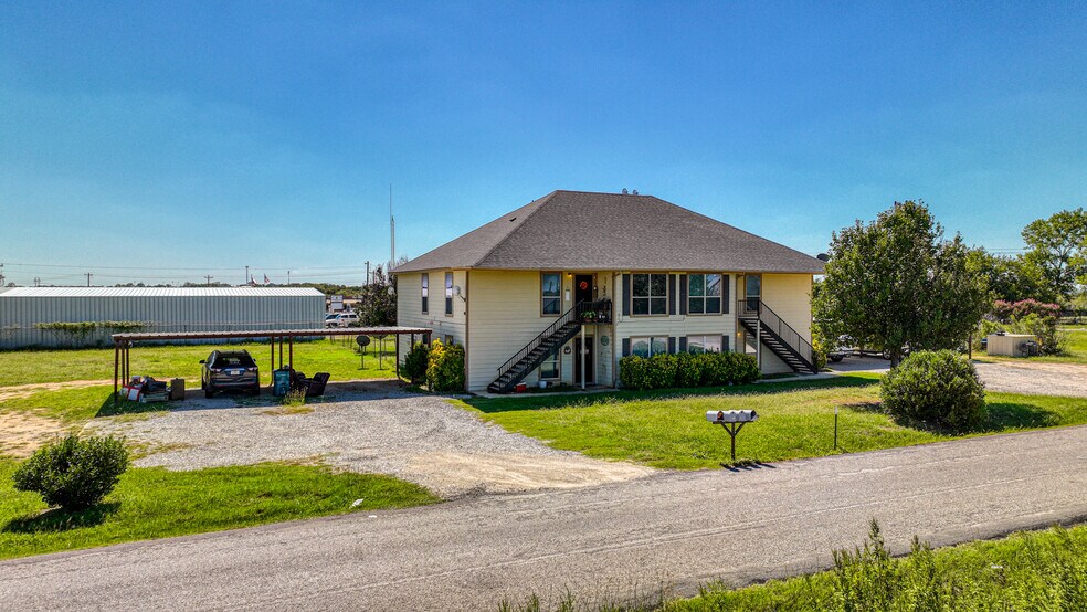 Primary Photo Of 761 Olive Branch Rd, Brock Apartments For Sale