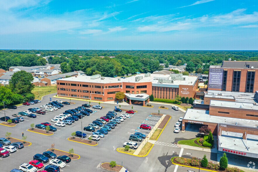 More Photos Of 7702 E Parham Rd, Richmond Medical For Lease