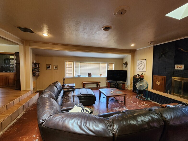 More Photos Of 1016 County Rd E, Lamesa Land For Sale