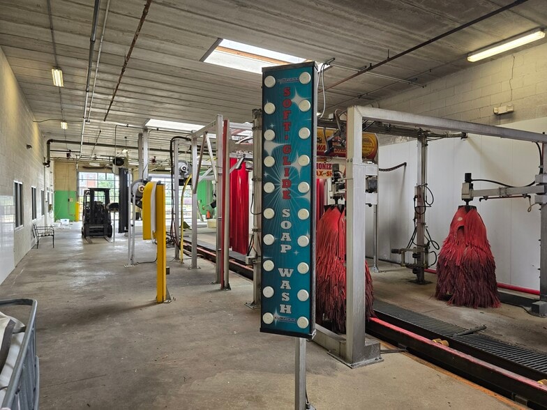 More Photos Of 9401 W 171st St, Tinley Park Carwash For Sale