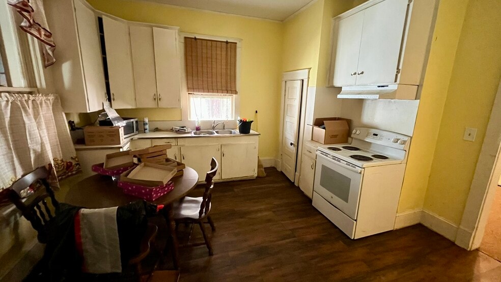 More Photos Of 302 S Commerce St, Aulander Religious Facility For Sale