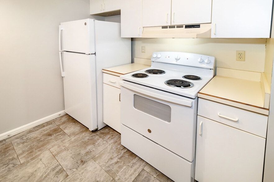 More Photos Of 1410 N Weinbach Ave, Evansville Apartments For Sale