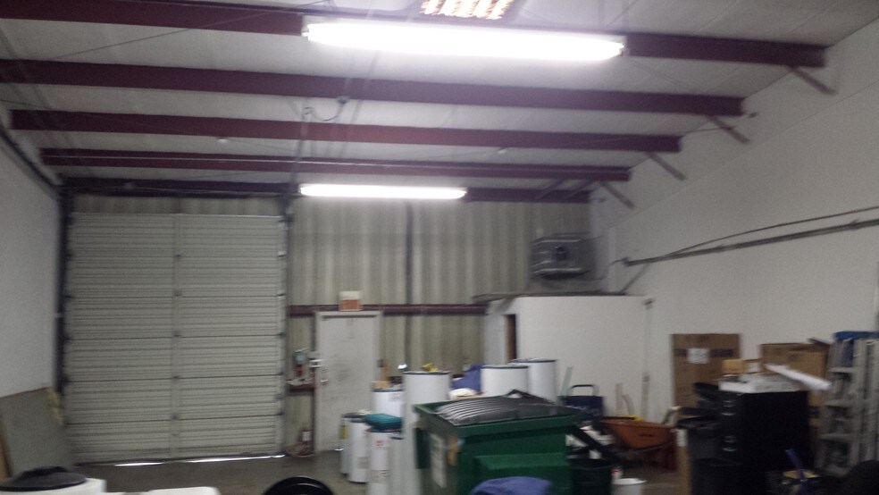 More Photos Of 4366 Independence Ct, Sarasota Warehouse For Lease