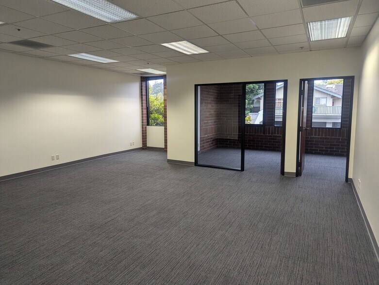 More Photos Of 133 Mission St, Santa Cruz Medical For Lease