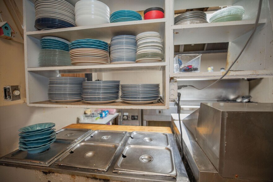 More Photos Of 105 Margaret Speight, Dadeville Restaurant For Sale