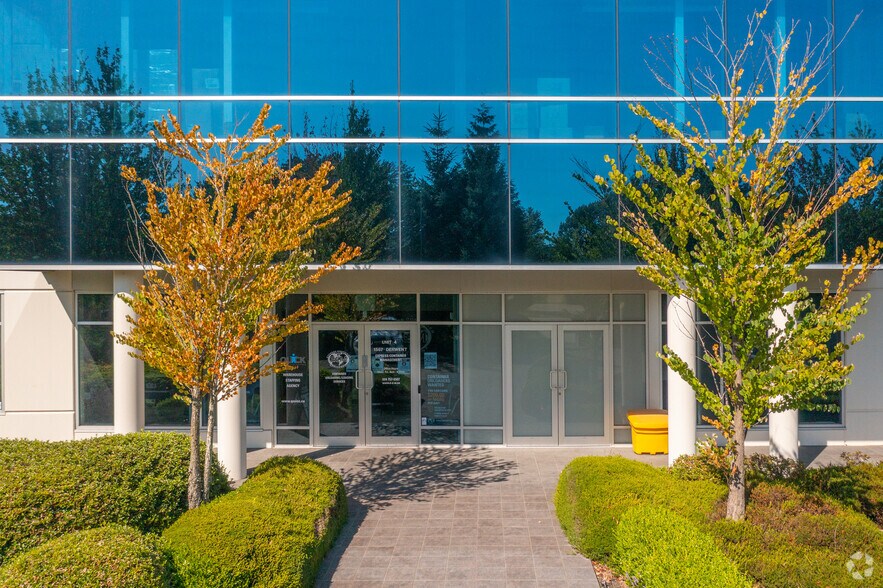 More Photos Of 1587 Derwent Way, Delta Warehouse For Lease