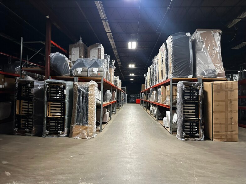 More Photos Of 22101 Aurora Rd, Bedford Heights Warehouse For Lease