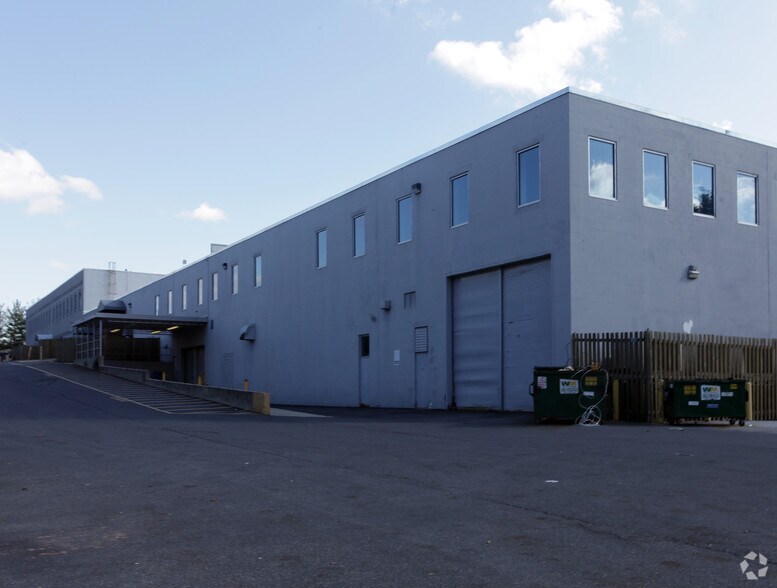 More Photos Of 11800 Tech Rd, Silver Spring Research And Development For Lease