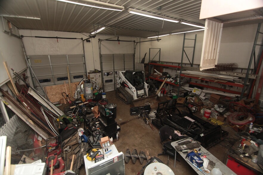 More Photos Of 4706 12th St, Rock Island Auto Dealership For Sale