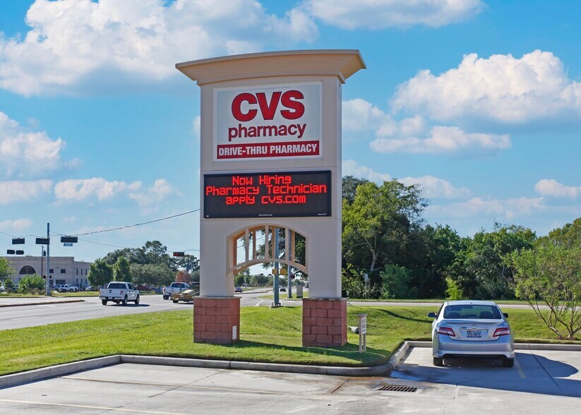 More Photos Of 601 Loop 274 Rd, Angleton Drugstore For Sale