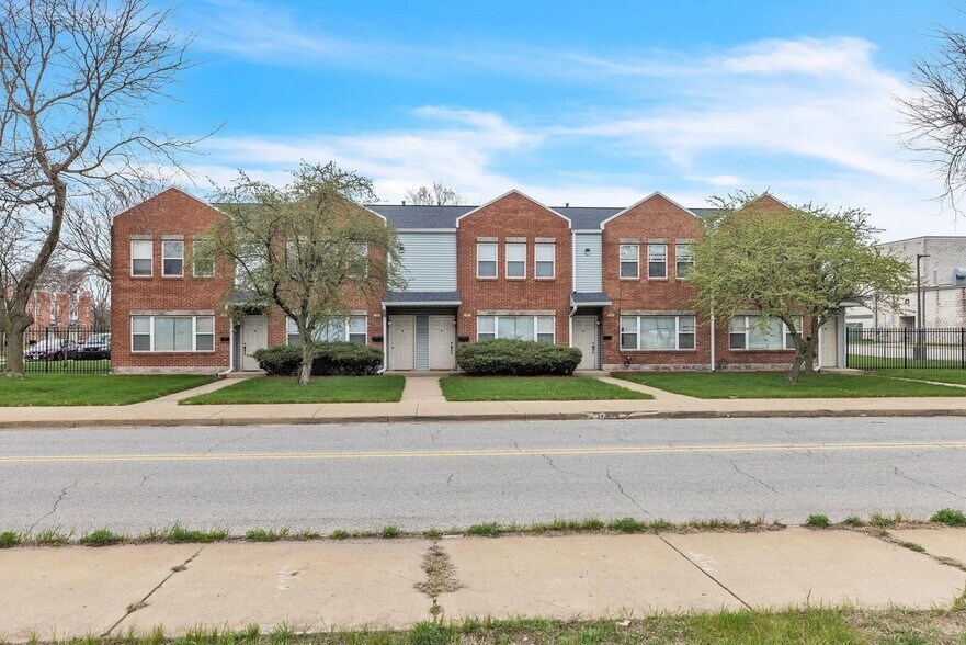 More Photos Of 1400 Jefferson St, Gary Apartments For Sale