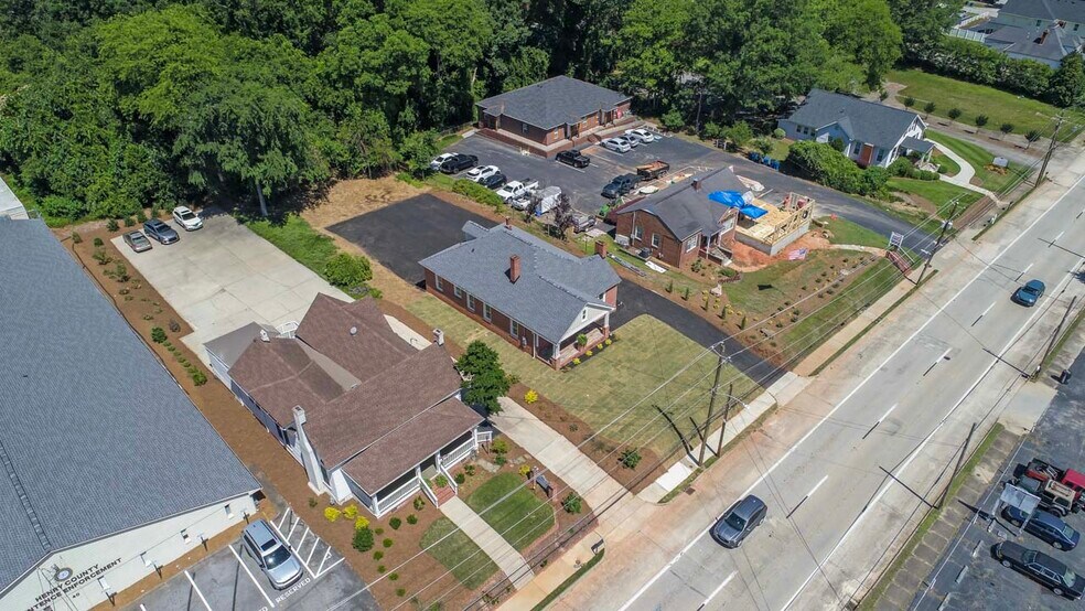 More Photos Of 56 Atlanta St, McDonough Office For Sale