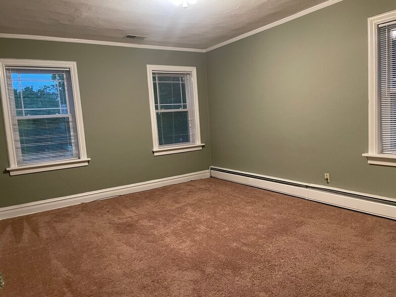 More Photos Of 7700 Shirley Dr, Clayton Apartments For Sale