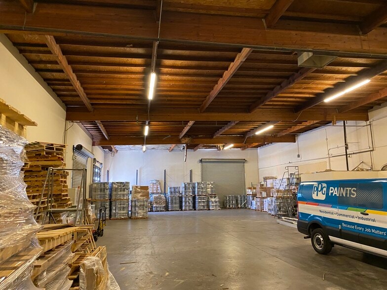 More Photos Of 2505-2519 Arden Way, Sacramento Warehouse For Lease