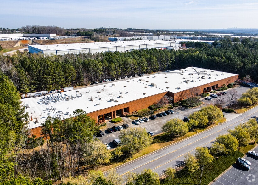 More Photos Of 7990 Second Flags Dr, Austell Warehouse For Lease
