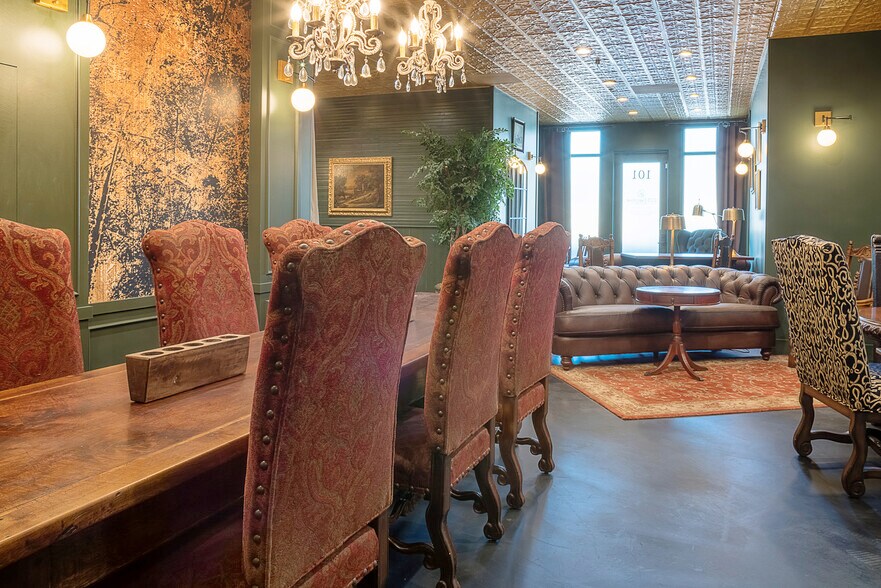 More Photos Of 41911 5th St, Temecula Office For Lease