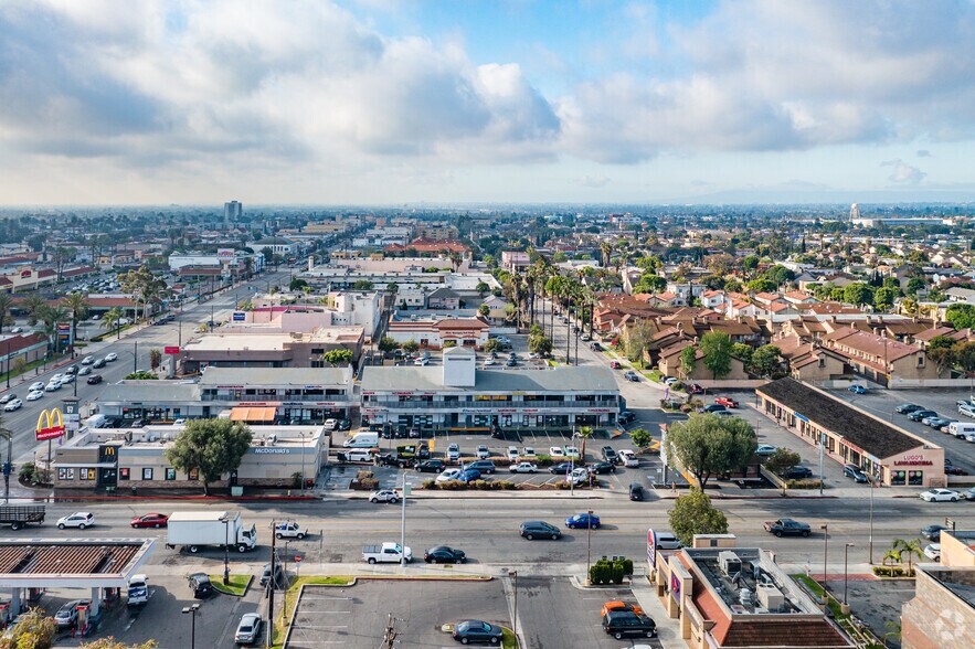 More Photos Of 2528-2570 E Slauson Ave, Huntington Park Unknown For Lease