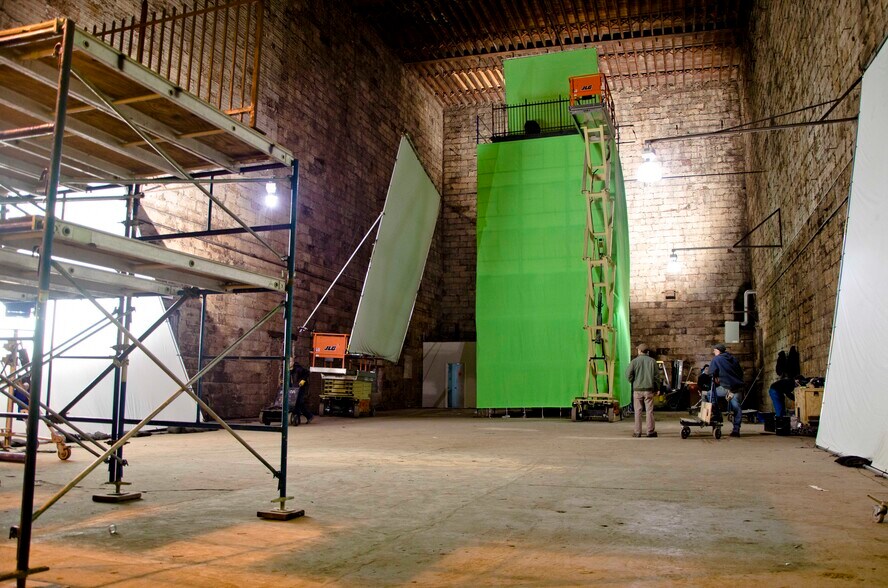 More Photos Of 9213 183rd St, Jamaica Warehouse For Lease