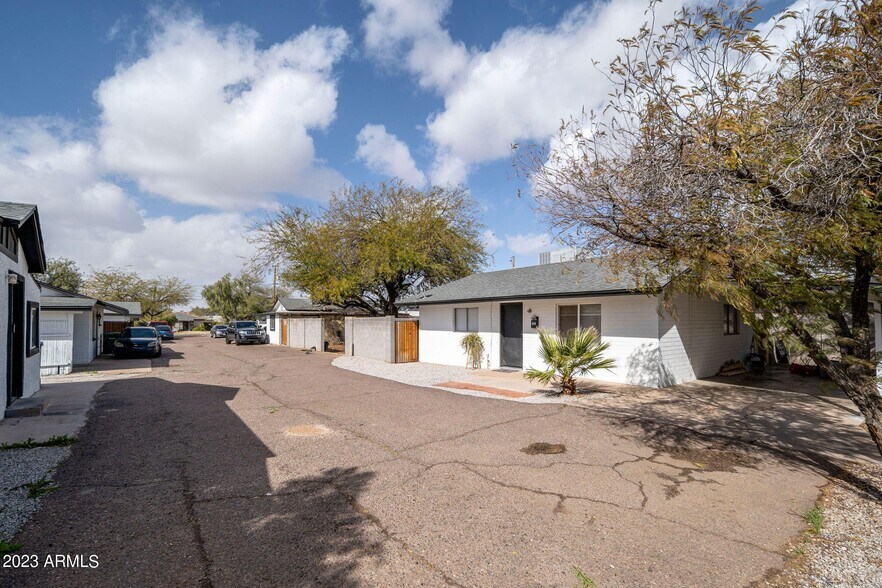 More Photos Of 1801 N 25th Pl, Phoenix Apartments For Sale