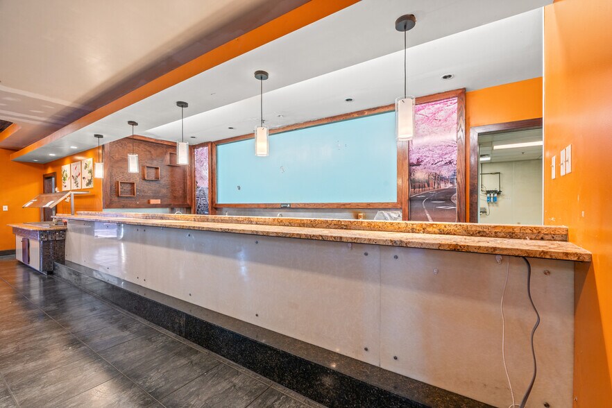More Photos Of 801 Highway 17 S, North Myrtle Beach Restaurant For Sale
