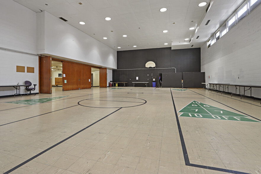 More Photos Of 2006 60th St, Kenosha Religious Facility For Sale