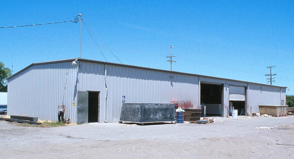 Primary Photo Of 12010 River Rd, Courtland Service For Lease