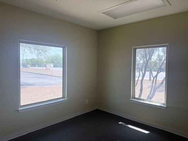 More Photos Of 16239 Nacogdoches Rd, San Antonio Healthcare For Lease