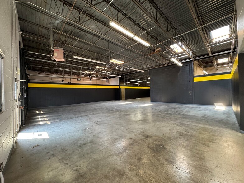 More Photos Of 6317 Wadsworth Blvd, Arvada Freestanding For Lease