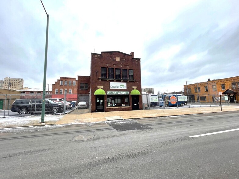 More Photos Of 321 Cherry Ave NE, Canton Storefront Retail Office For Sale