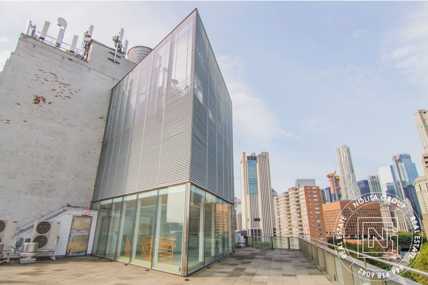 More Photos Of 8 Catherine St, New York Loft Creative Space For Sale
