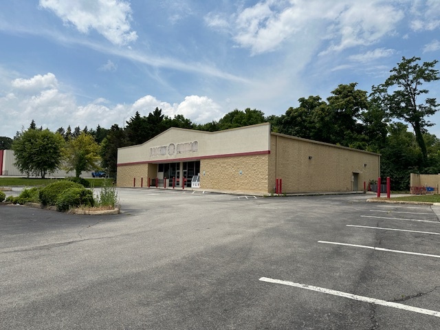 Primary Photo Of 1046 Mulberry St, Loudon Freestanding For Lease