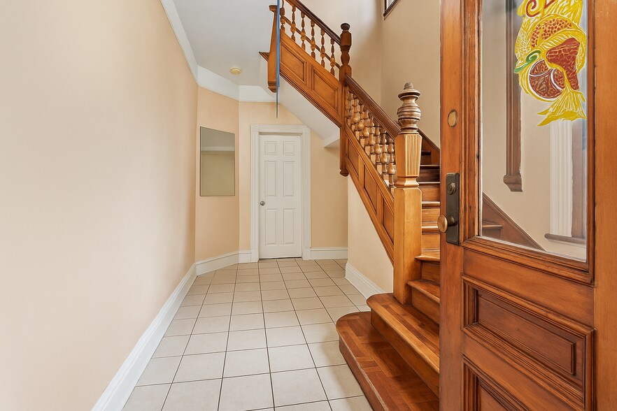 More Photos Of 350 E 193rd St, Bronx Apartments For Sale