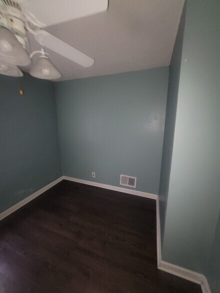More Photos Of 2536 Indianapolis Ave, Indianapolis Apartments For Sale