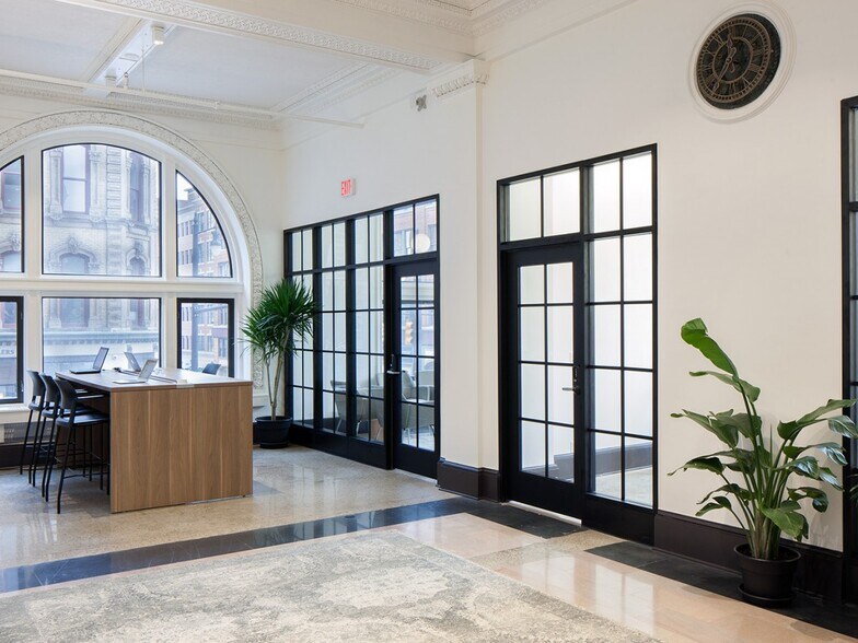 More Photos Of 40 Pearl St NW, Grand Rapids Office For Lease