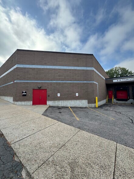 Primary Photo Of 8 Tyler St, Somerville Flex For Lease